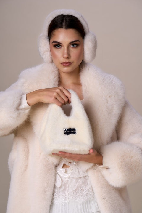 Chic faux fur bag
