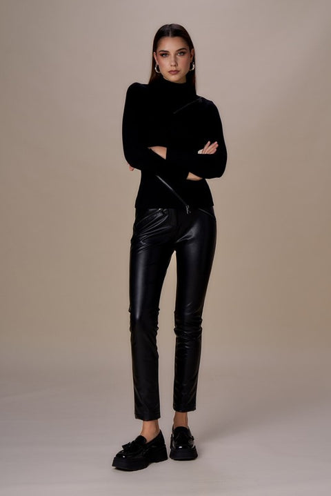 Pantalone simil pelle zippato