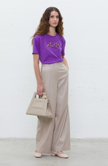 T-shirt logo perline