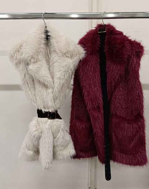 Gilet pelliccia sintetica con cintura