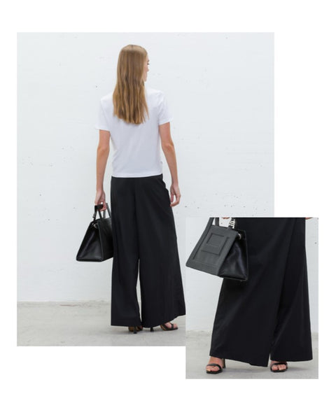 Pantalone modello gonna