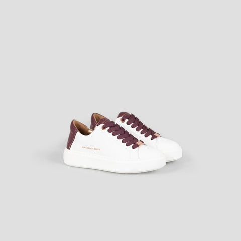 London woman white bordeaux