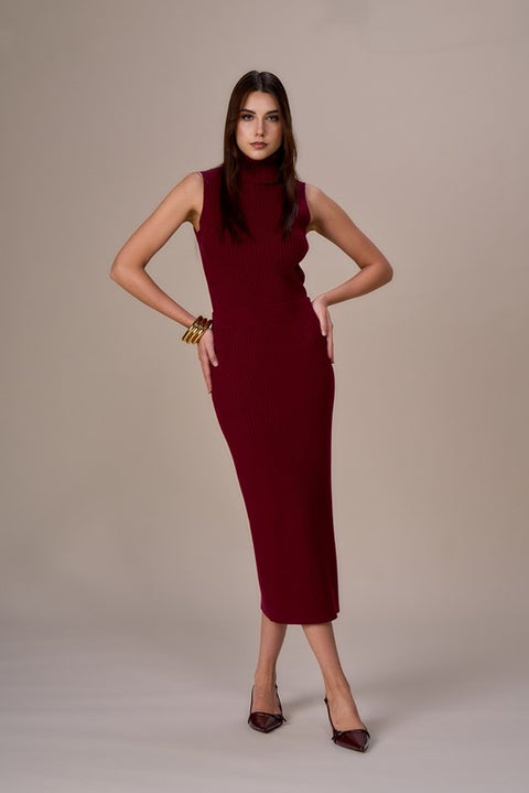 Set maglia smanicata e gonna longuette