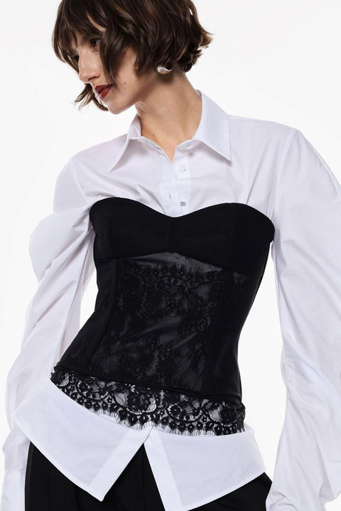 Top con scollatura a cuore e pizzo