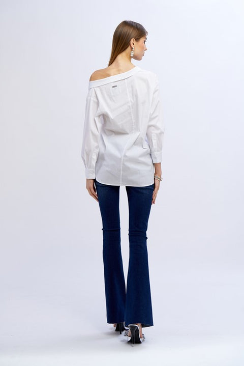 Camicia spalle fuori